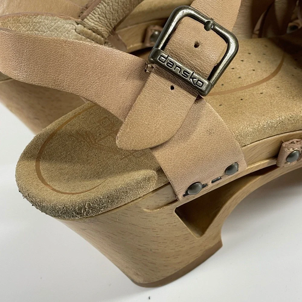 Dansko Sissy Tan Leather Strappy Clog Sandals Wood Heel Studded Women 36 5.5-6 - Picture 8 of 16
